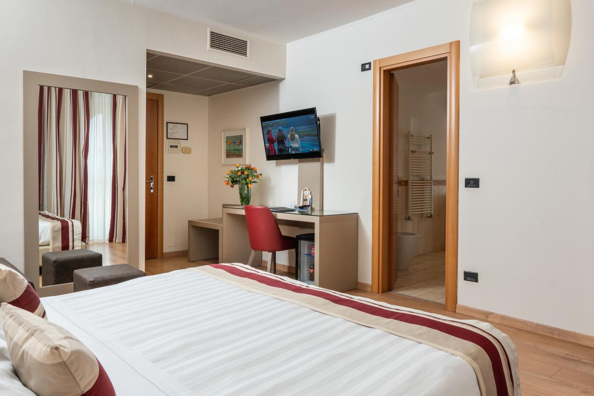 Hotel Royal Falcone Monza Kültér fotó