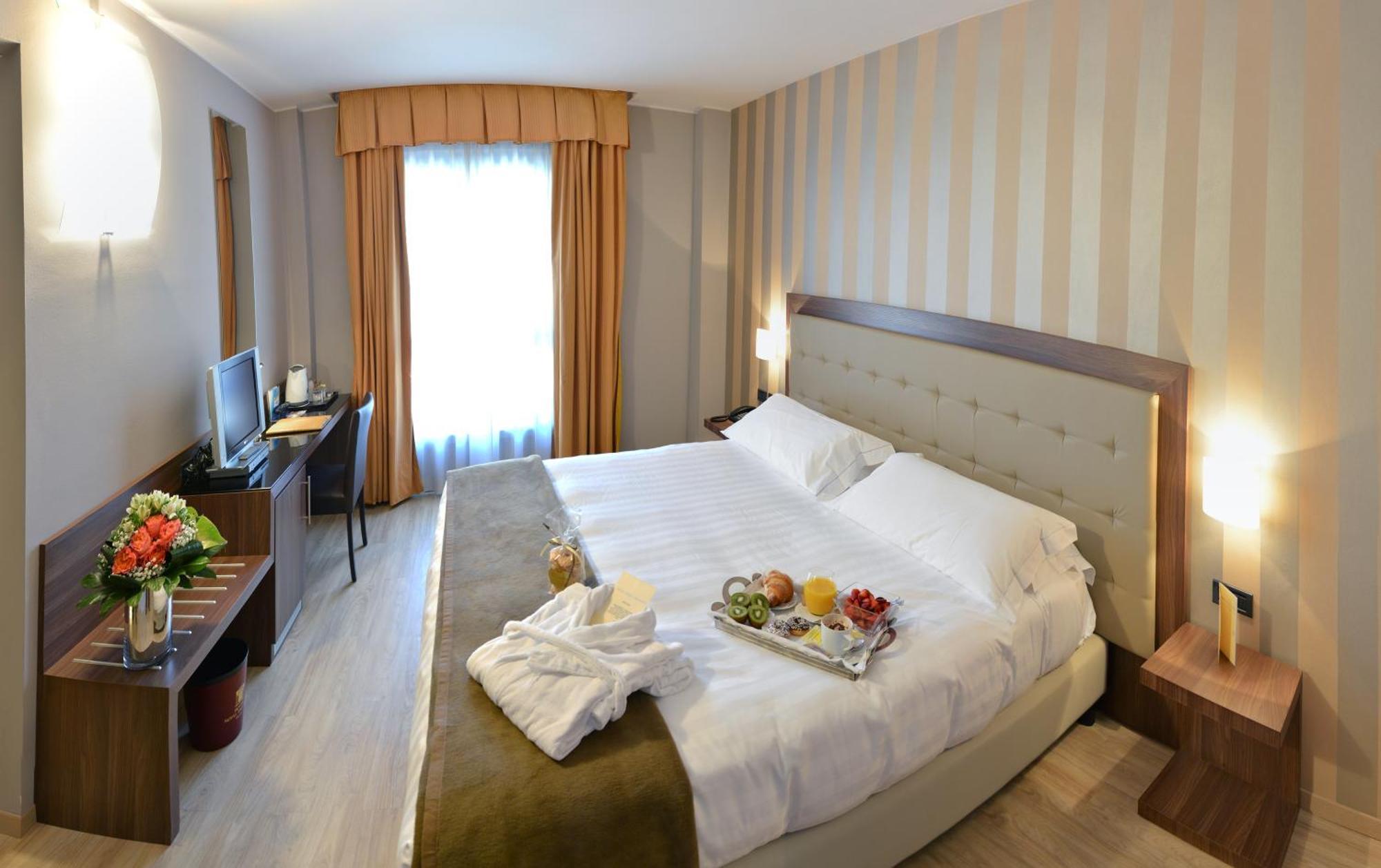 Hotel Royal Falcone Monza Kültér fotó