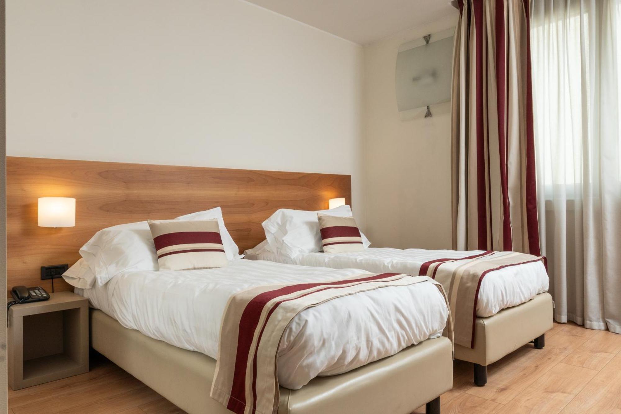 Hotel Royal Falcone Monza Kültér fotó